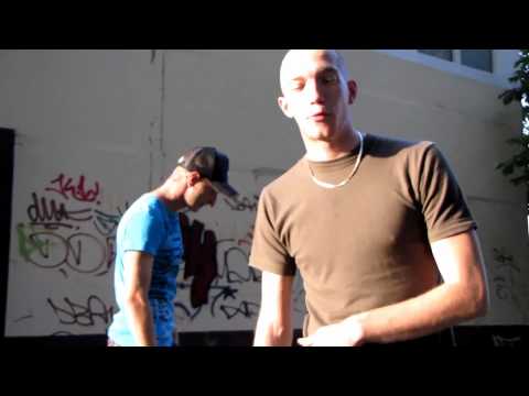 SSR   RoyaL9ty und Colek 32 Bars Full HD mp4