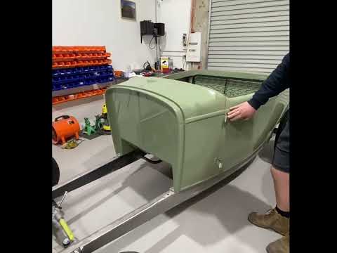 32 Roadster raffle car - the body is here!