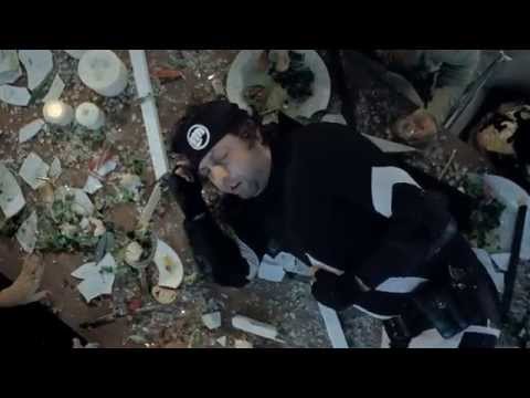 Funny DirecTV Commercial - Dont Fall into a Dinner Party