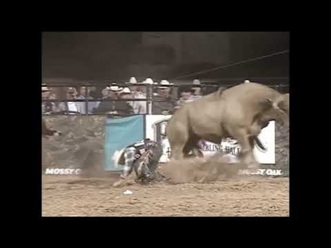 Bobby Capps vs Tombstone - 00 PBR Laughlin (86 pts)