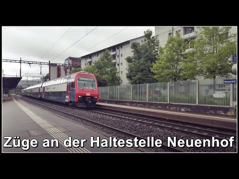 Schlechtwetter Zugsichtungen bei der kleinen Haltestelle Neuenhof, Kanton Aargau, Schweiz 2021