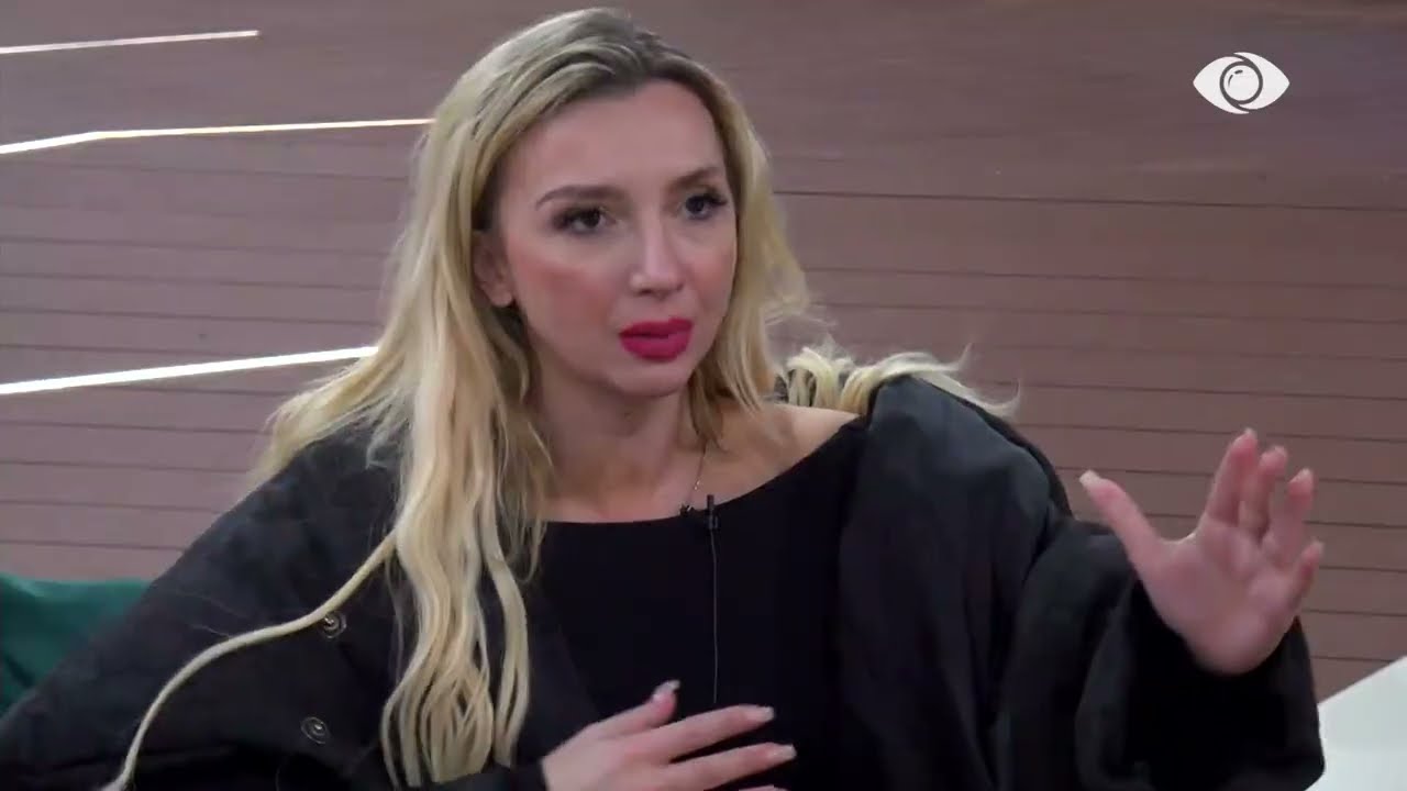 Lorna-Seno-s: Juxhini ka ardhur këtu me një program të tij…