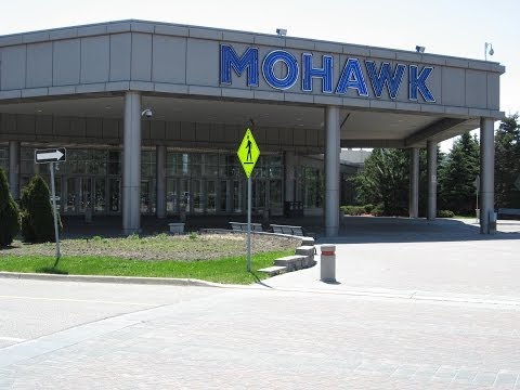 Morning at Mohawk Racetrack, Friday Qualifiers