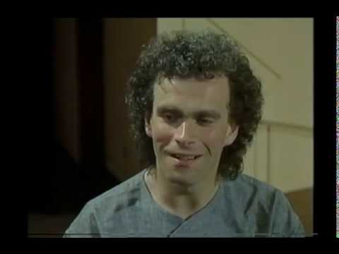 Luciano Berio: Sinfonia (Electric Phoenix, CBSO, Simon Rattle, 1987)