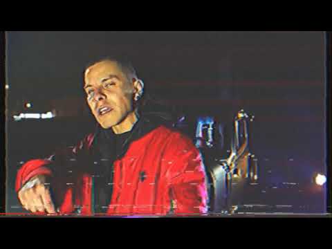 Dee - Check It Out (Video Oficial)