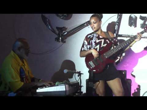 ''LAZARO VALDEZ'' SON JASS HABANA CUBA