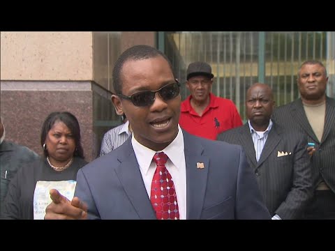 Corey Jones' family protests outside State Attorney's Office in West Palm Beach