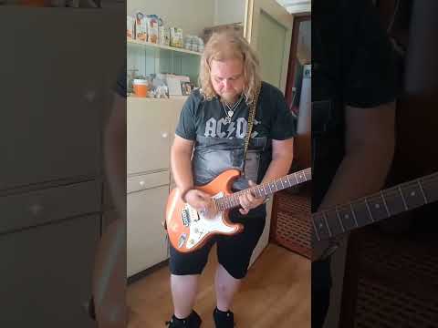 Kabát Banditi Di Praga (cover) Intro...???