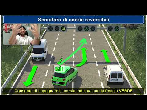 Reversible lane traffic light