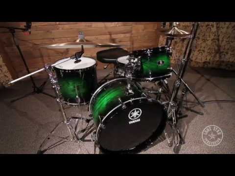 Yamaha Live Custom Drum Set in Emerald Shadow Burst (22" Bass, 12/16" Toms)
