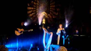 Moya Brennan - Bright Star & Mhorag's Na Horo Gheadlladh & Alasdair MacColla // Poznan 30.XI