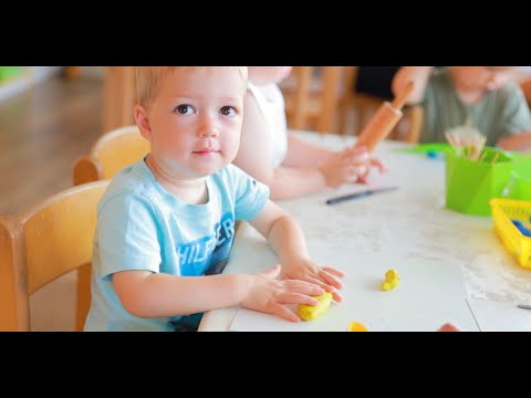 Video n&aacute;hled Dětsk&aacute; skupina Čtyřl&iacute;stek