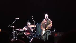 Bob Mould , stand guard