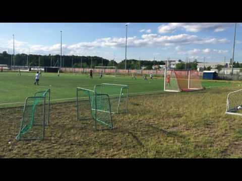 Lech I Poznań 2005   -  Akademia Reissa 2005   I połowa