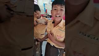 Download lagu Uzan kreatif buat truk mainan dari kardus mp3 Download lagu Uzan kreatif buat truk mainan dari kardus mp3