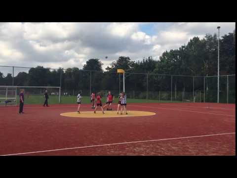 Doelpunt in kampioenswedstrijd AW.DTV B1 - Oosterkwartier B1