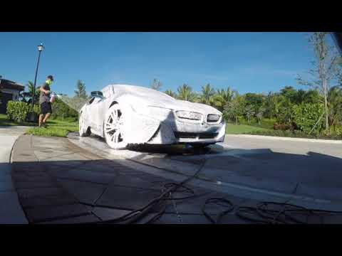 WASHING BMW i8 (Foam Bath)
