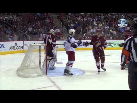 Oliver Ekman-Larsson Derek Dorsett roughing 23 Jan 2013 Columbus Blue Jackets vs Phoenix Coyotes NHL