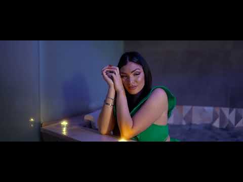 Carmen Zarra - Te Voglio Ancora (official video)