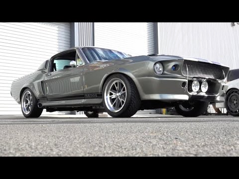 Two Wollongong Classics: Classic Restos - Series 44