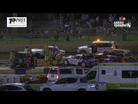 Sep 17 SSt2 at TWW Cairns Speedway   Pro 1 Tri Series Super Street Sedans heat 2