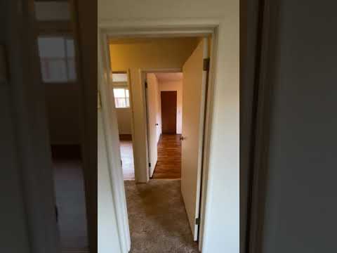 Sunny Quiet Cul-de-sac home property video
