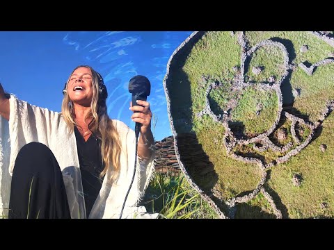 THE SINGING STONES - Earth Song with the Stone Circles of South Africa