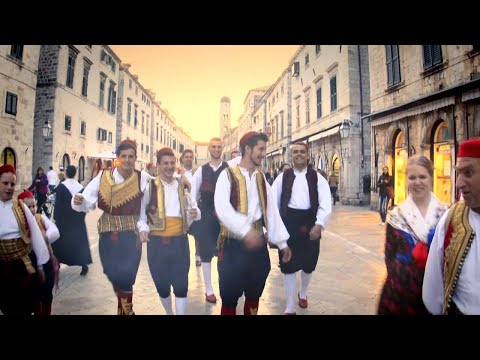 Podiglo se malo četovanje - Klapa Kaše (OFFICIAL VIDEO)