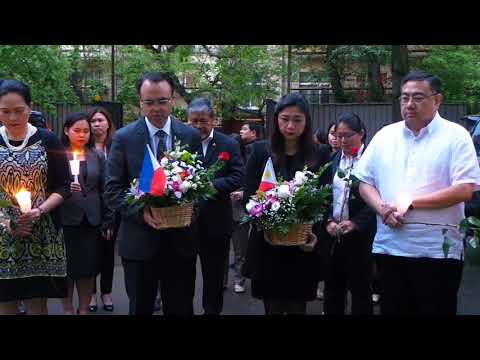 DFA Secretary Alan Peter Cayetano offers a prayer for peace in Mindanao