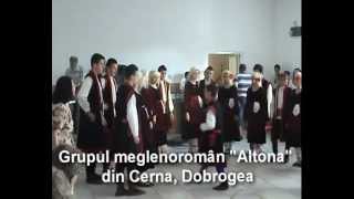 preview picture of video 'Grupul meglanoromân Altona din Cerna, Dobrogea - 2012'