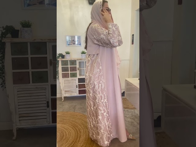 عباية تصميم أُبَّهَة