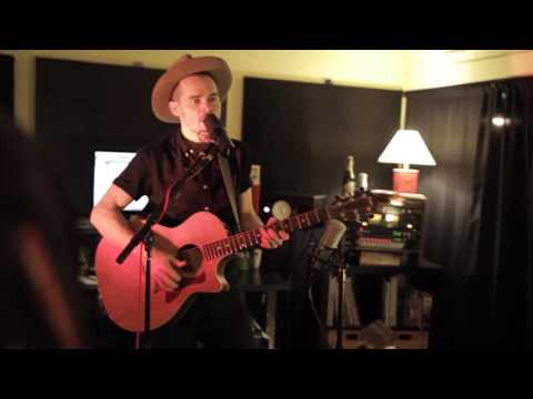 Mike Murray - 'Bury Me in Montana' - Live at Somerset Studio