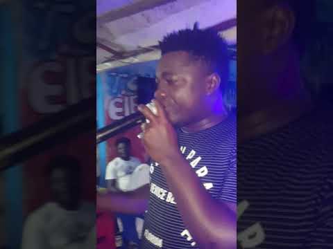 FRANCKY ZOUGLOU feat EZAIE L'ORIGINAL