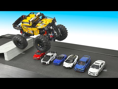 4x4 X-Treme Off-Roader VS Ramps / LEGO Technic 42099 CRASH Test