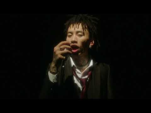 Higher Brothers & Phum Viphurit - Lover Boy 88 (Head In The Clouds Excerpt)