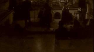 Here Comes Sickness - Between Me And You Kid (Mudhoney cover)