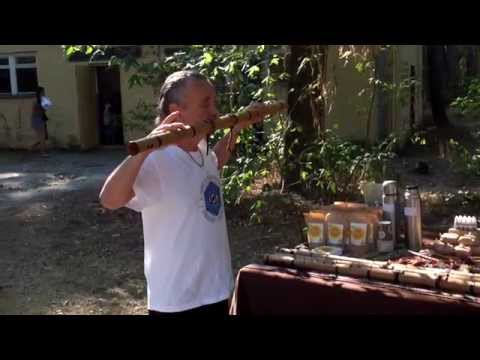 Tito La Rosa playing on flute Hemisphere, 432Hz