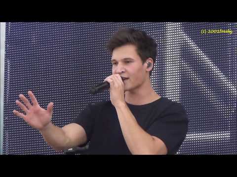 Wincent Weiss beim Rewe Family 01.07.2017 in München