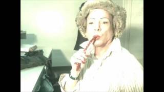 Hello Play Thing (Martin Solveig Vs Nini No Bless)