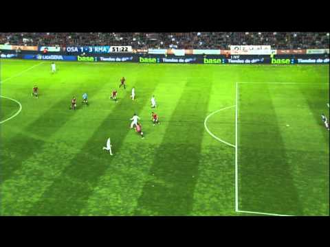 Cristiano ronaldo and higuain funny misunderstanding - Osasuna vs Real Madrid