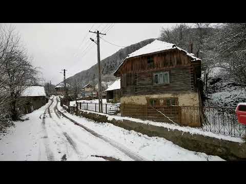 Iarna în Runcu Mare, un sat izolat din România