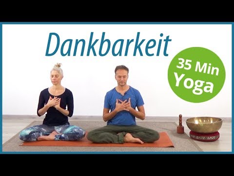 35 minutes of yoga for everyone | Live with gratitude!