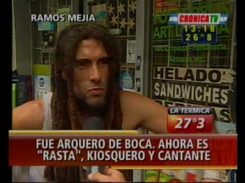 Sandro Guzmán kiosquero y rasta