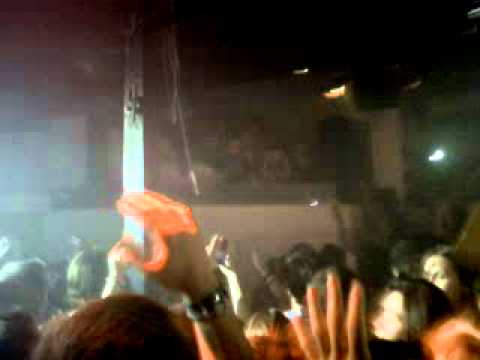 Ibiza 2011 - Pacha- Swedish House Mafia - Hello (Martin Solveig)