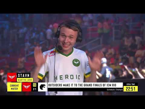 Stavn makes fun of s1mple during interview