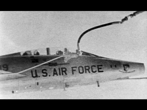 Hose, Drogue, and Trunnion Refueling Test with F-100 and B-66
