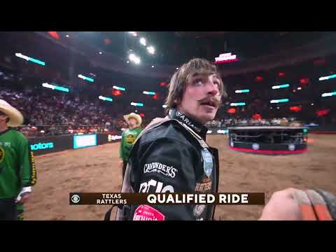 Daniel Keeping rides  Doc Holiday 86.5 points. Camping World PBR Team Series 2023