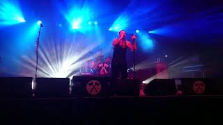 Kärbholz Tiefflieger Live 1. Reihe