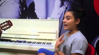 Bia Passos canta: Historia de uma Gata ( Chico Buarque)