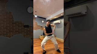 Download lagu j-hope ‘Killin' It Girl Dance Break Cover Mirrored #shorts mp3